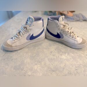 Nike shoes Nike Blazers Mid ‘77, purple youth Size 4.5